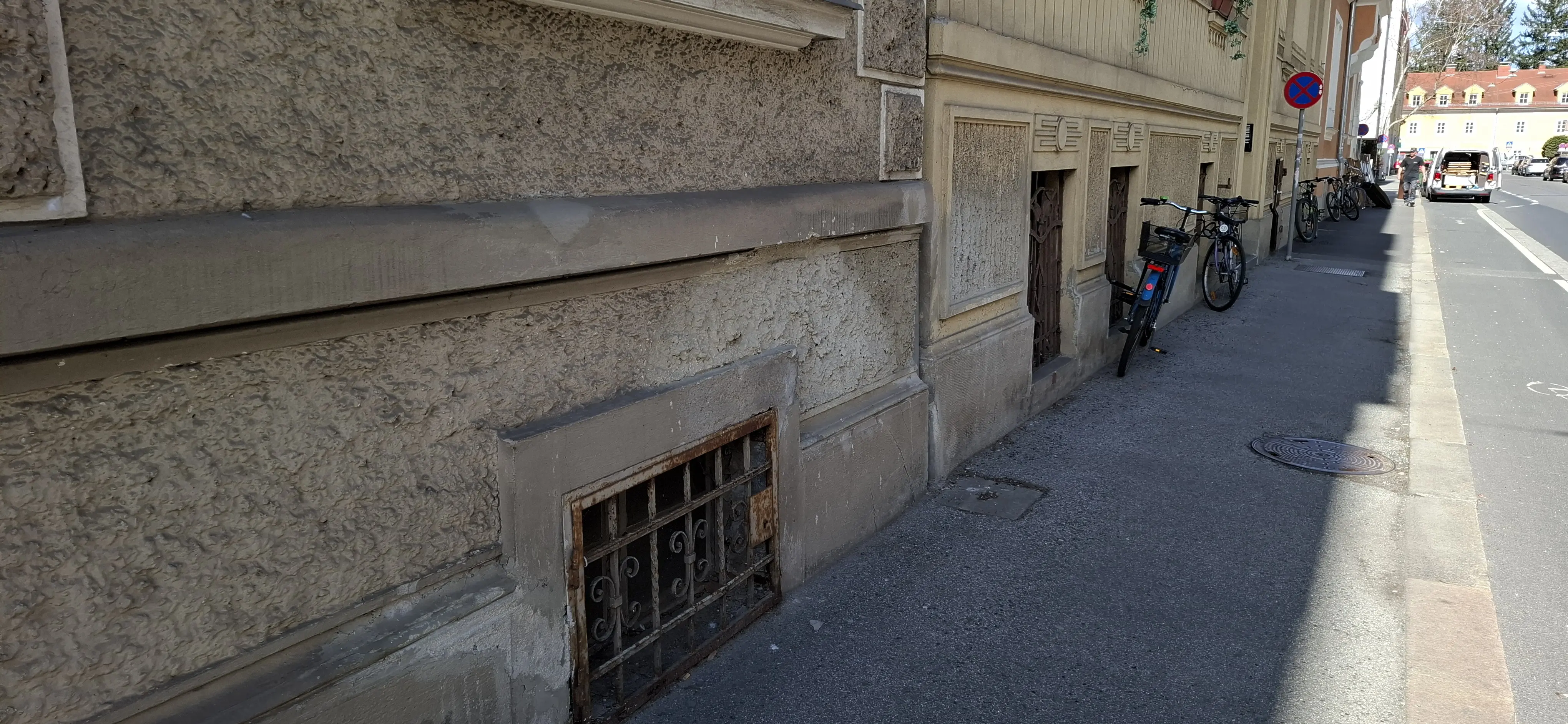 Very small cellar door